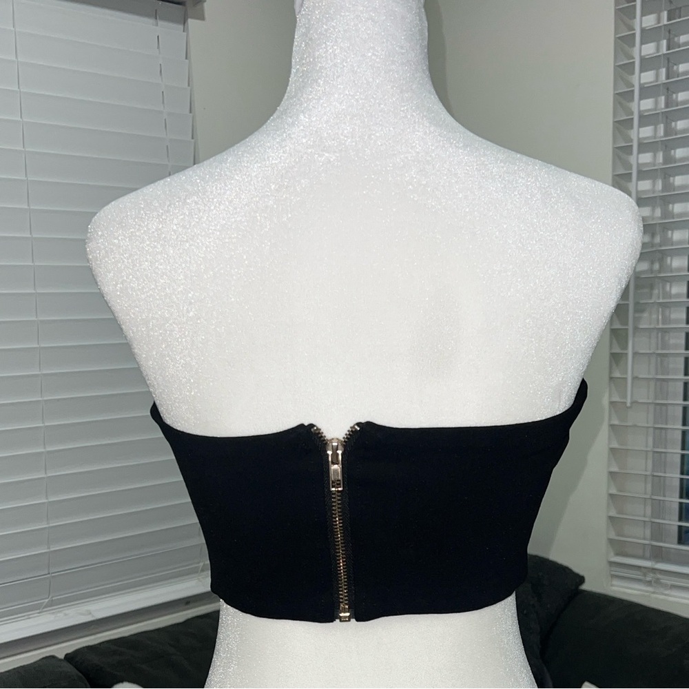 Lulu's Black Strapless Crop Top - Picture 9 of 10
